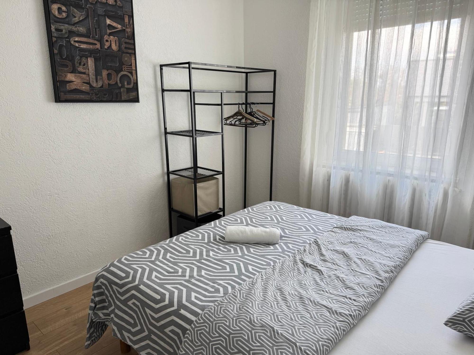 Appartement Bes,, Chaleureux Et Confortable Avec Entree Independante ヴィッテンハイム エクステリア 写真